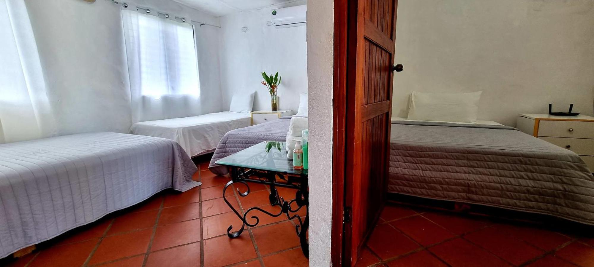 Mia Nueva Gorgona Hotel ภายนอก รูปภาพ