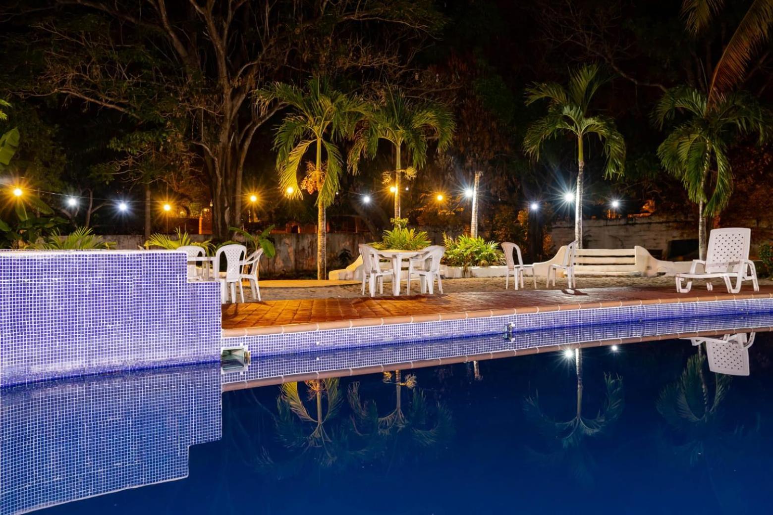 Mia Nueva Gorgona Hotel ภายนอก รูปภาพ